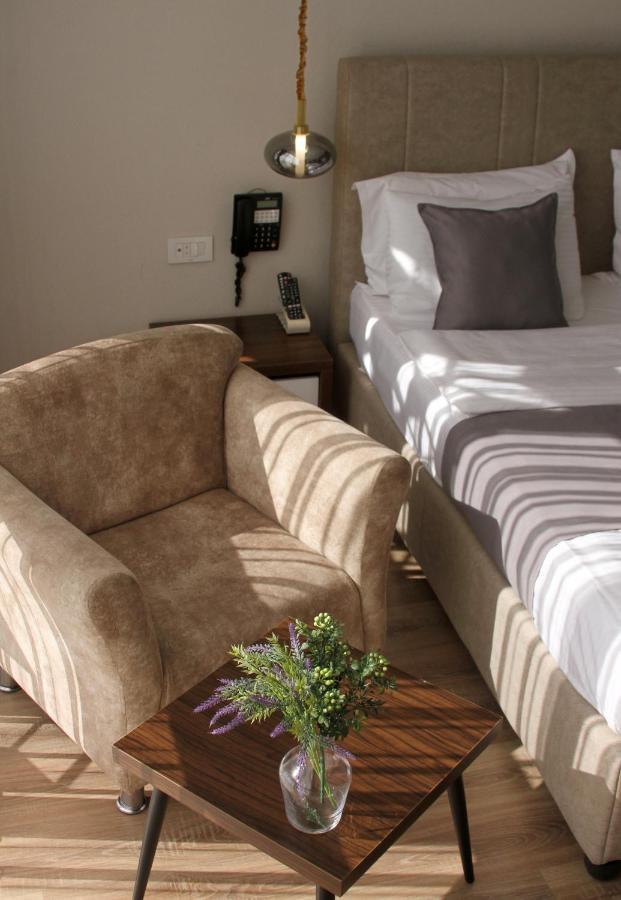 Gjakova Hotel Driada מראה חיצוני תמונה