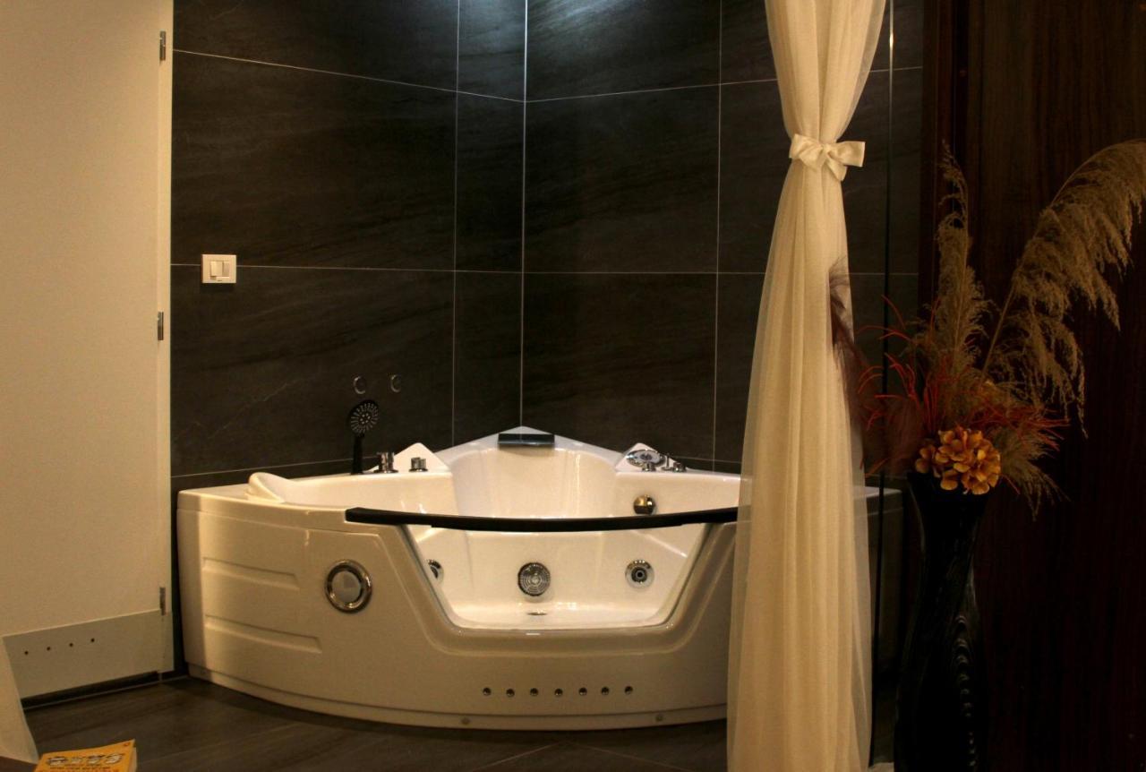 Gjakova Hotel Driada מראה חיצוני תמונה