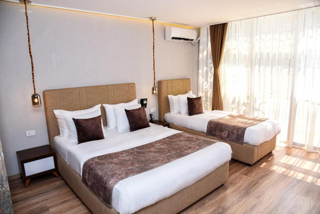 Gjakova Hotel Driada מראה חיצוני תמונה
