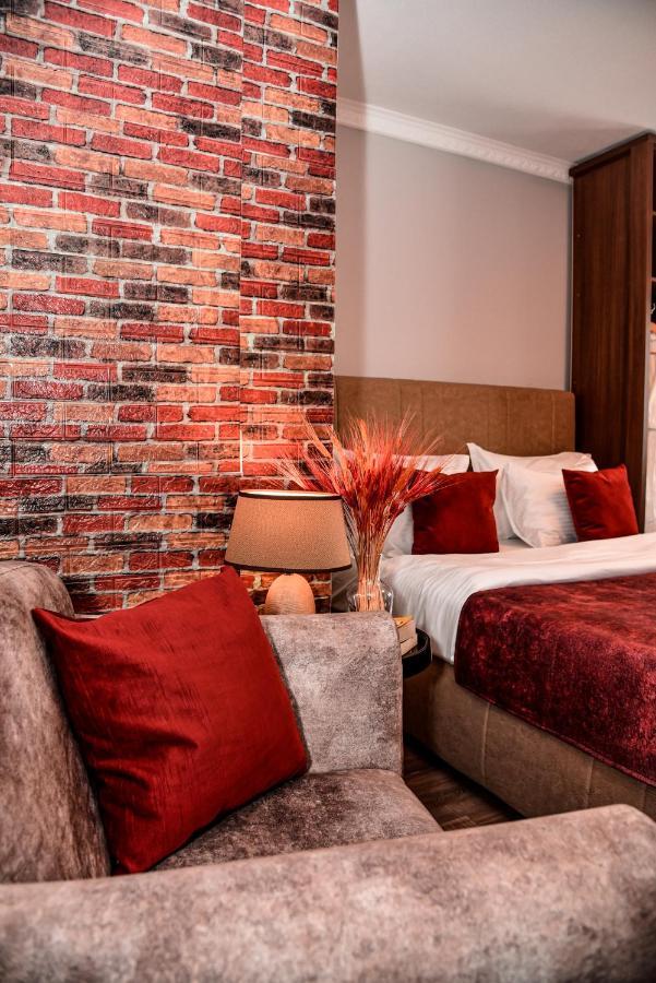 Gjakova Hotel Driada מראה חיצוני תמונה