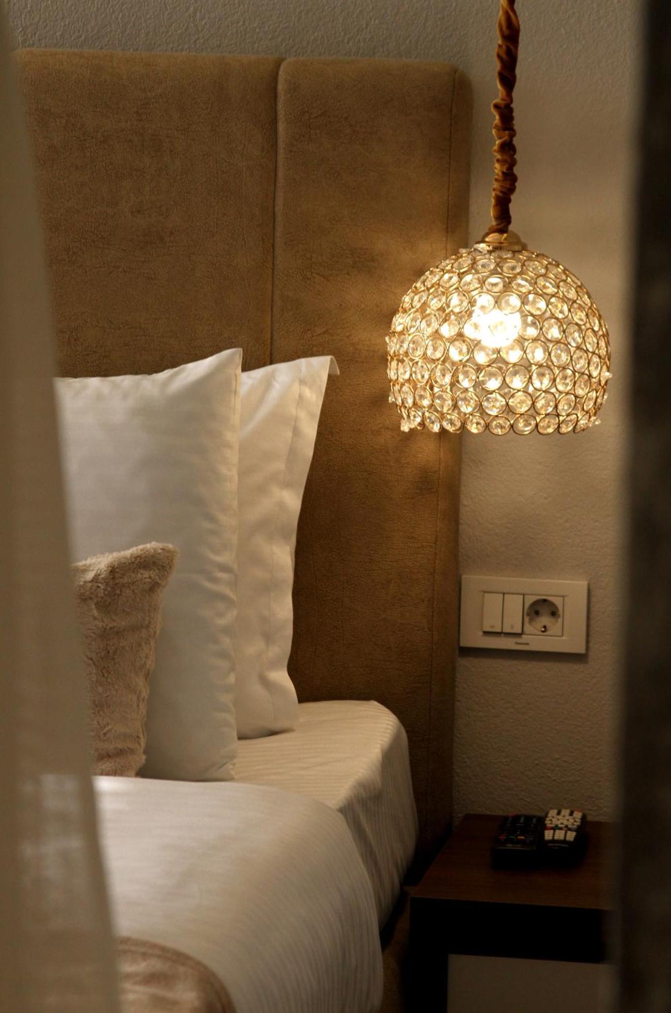 Gjakova Hotel Driada מראה חיצוני תמונה