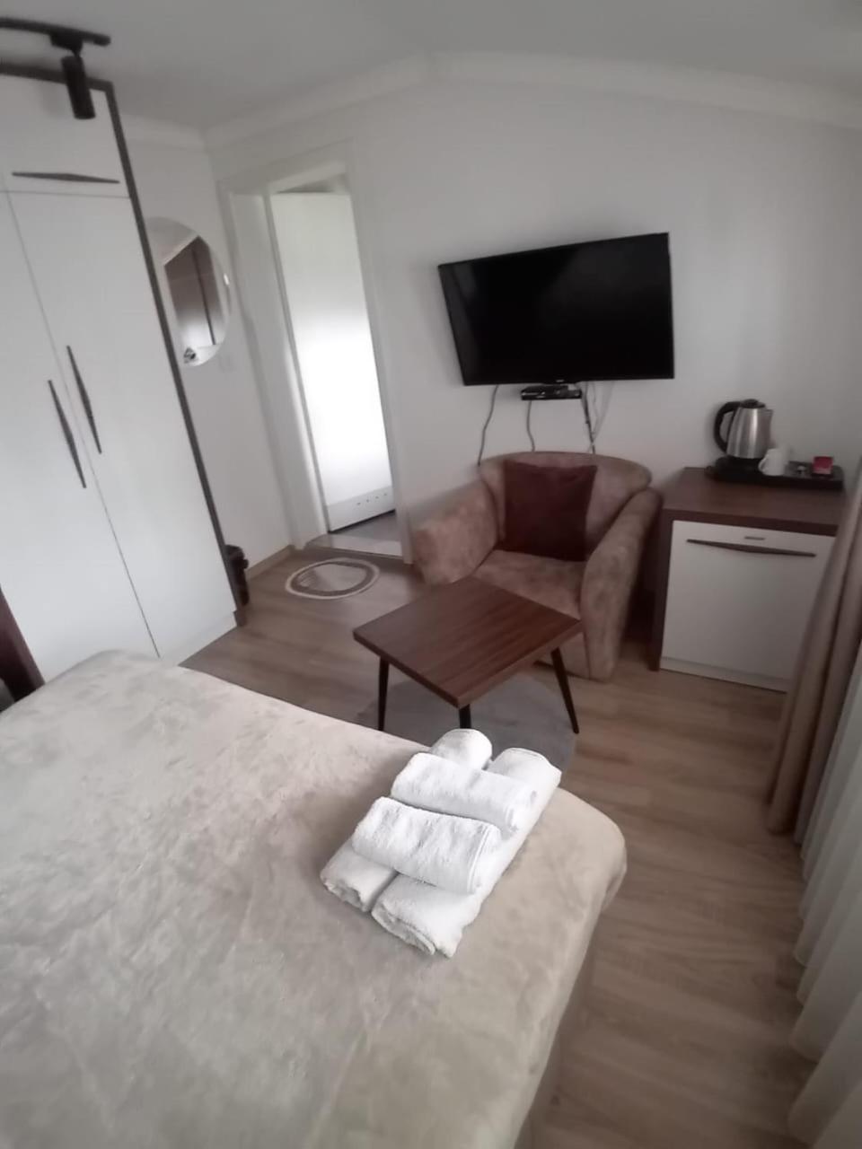 Gjakova Hotel Driada מראה חיצוני תמונה